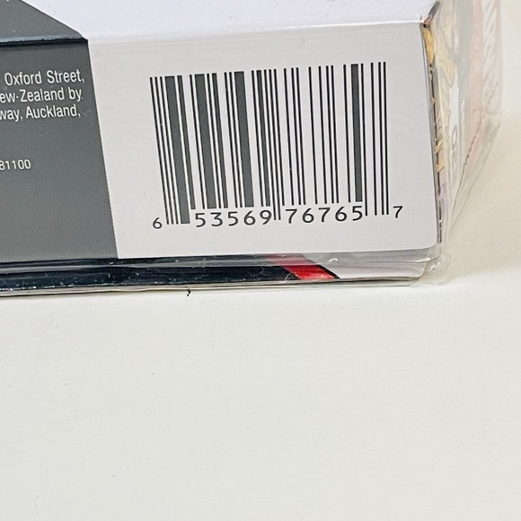 Marvel Universe JUBILEE 3.75" Figure Series 4 #023 X-Men Hasbro 2012 Sealed - Picture 5 of 5